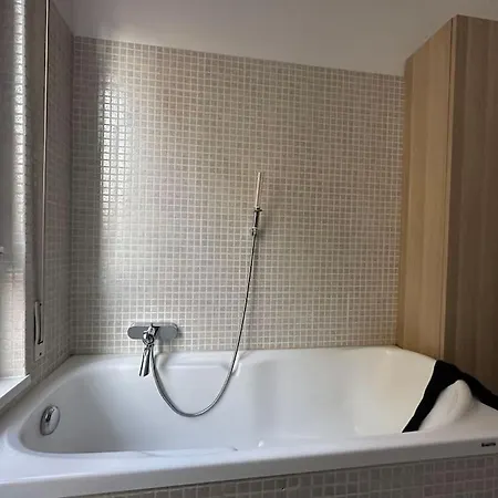 公寓 Elegante Vicino Mare E Centro 佩萨罗