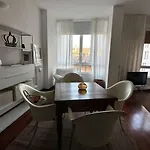 Elegante Vicino Mare E Centro *