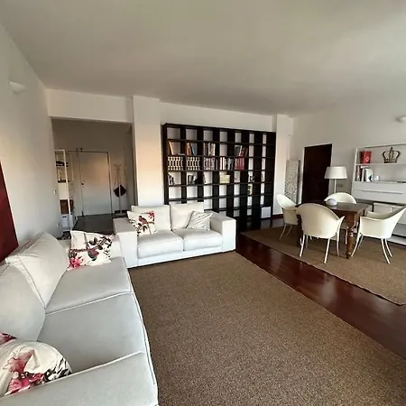 Apartamento Elegante Vicino Mare E Centro Pésaro